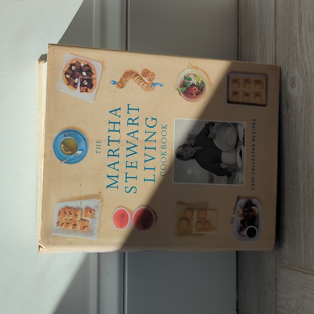 Vintage First Edition The Martha Stewart Living Cookbook 2000 Hardcover Cookbook